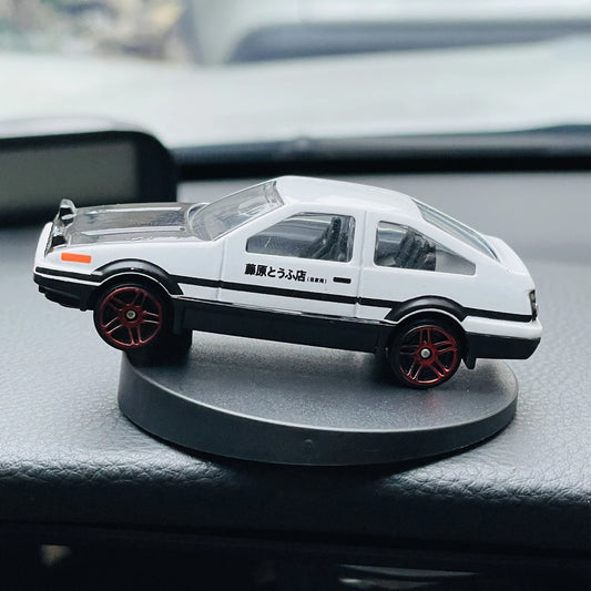 AE86 Drift Rotating Ornament – Classic JDM Dashboard Decoration!